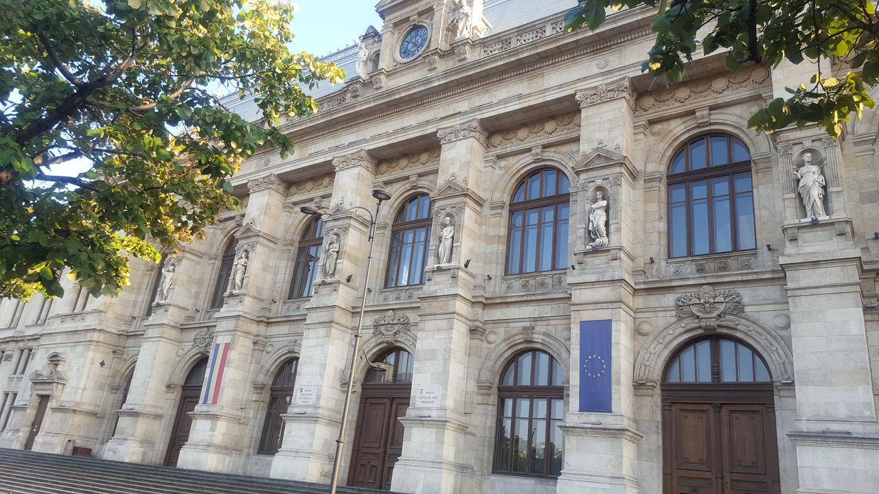 Hospitality Centrum- River Bucareste Exterior foto